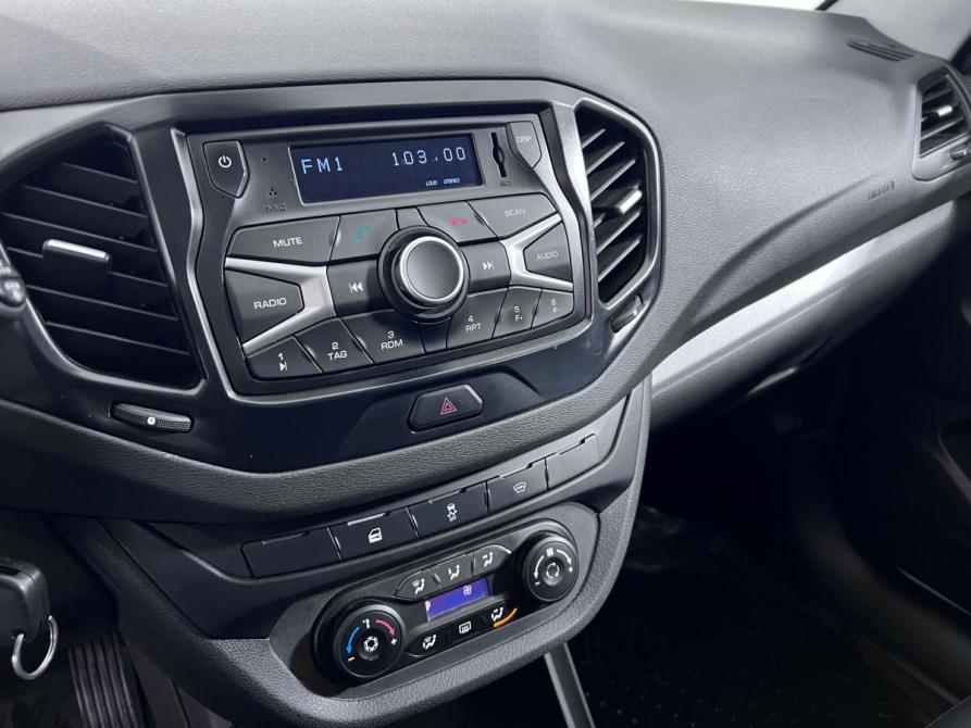 Lada (ВАЗ) Vesta I Ростов-на-Дону  - изображение 14