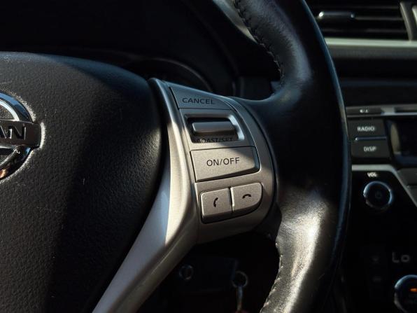 Nissan Qashqai II с пробегом 2017 года, цена 1 634 000 рублей, 121700 км, внедорожник, Автокод Объявления