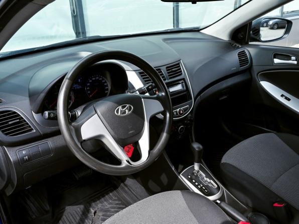 Hyundai Solaris I с пробегом 2013 года, цена 932 000 рублей, 87023 км, седан, Автокод Объявления