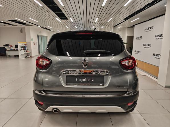 Renault Kaptur I Рестайлинг с пробегом 2021 года, цена 1 719 000 рублей, 69850 км, внедорожник, Автокод Объявления