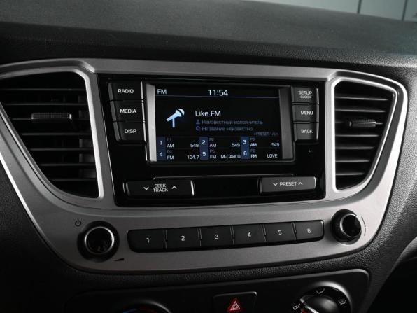 Hyundai Solaris II с пробегом 2020 года, цена 1 640 000 рублей, 40597 км, седан, Автокод Объявления