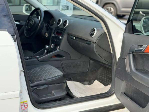 Audi A3 II (8P) Рестайлинг 2 с пробегом 2011 года, цена 879 000 рублей, 135359 км, хэтчбек, Автокод Объявления