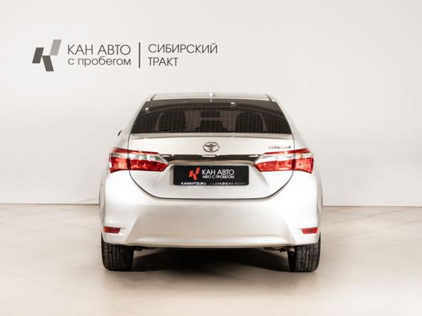 Toyota Corolla XI (E160 E170 E180) Рестайлинг 1 с пробегом 2018 года, цена 1 643 200 рублей, 105250 км, седан, Автокод Объявления