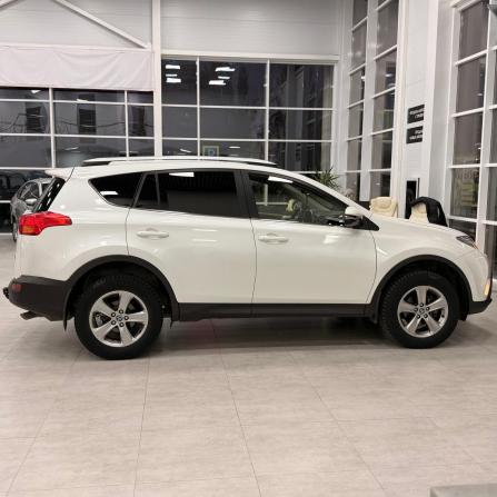Toyota RAV4 IV (XA40) с пробегом 2015 года, цена 1 699 000 рублей, 182876 км, внедорожник, Автокод Объявления