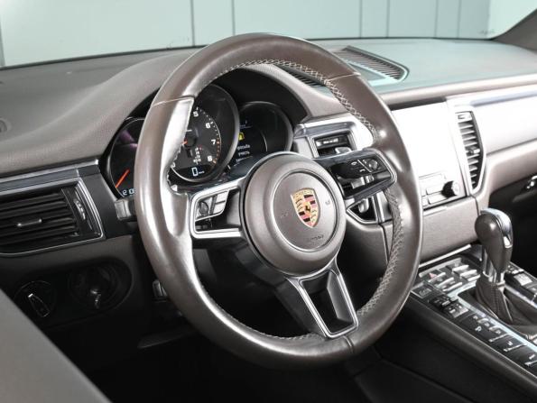 Porsche Macan I с пробегом 2018 года, цена 3 929 000 рублей, 121086 км, внедорожник, Автокод Объявления