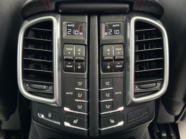 Porsche Cayenne II Рестайлинг (958) с пробегом 2015 года, цена 3 750 000 рублей, 117403 км, внедорожник, Автокод Объявления