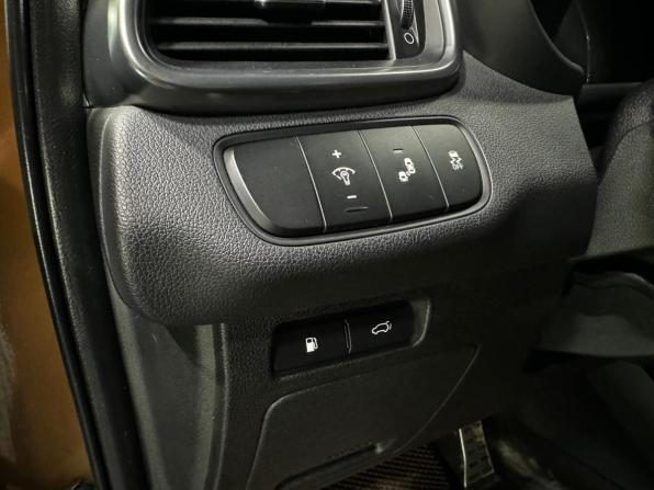 Kia Sorento III Prime с пробегом 2016 года, цена 2 140 000 рублей, 231412 км, внедорожник, Автокод Объявления