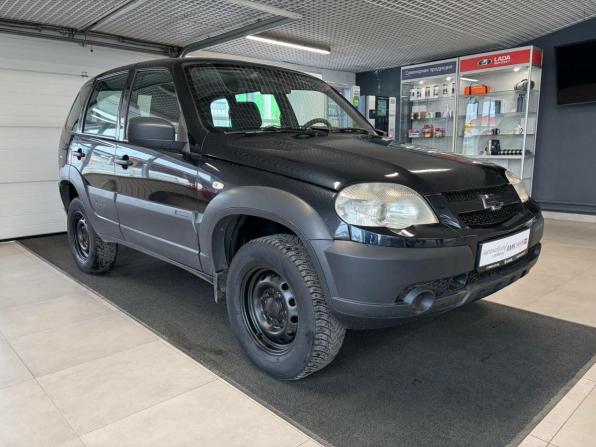 Chevrolet Niva I Рестайлинг с пробегом 2018 года, цена 527 982 рубля, 240000 км, внедорожник, Автокод Объявления