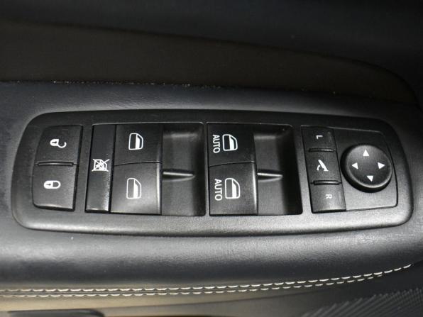 Jeep Grand Cherokee IV (WK2) Рестайлинг с пробегом 2014 года, цена 2 399 000 рублей, 185387 км, внедорожник, Автокод Объявления
