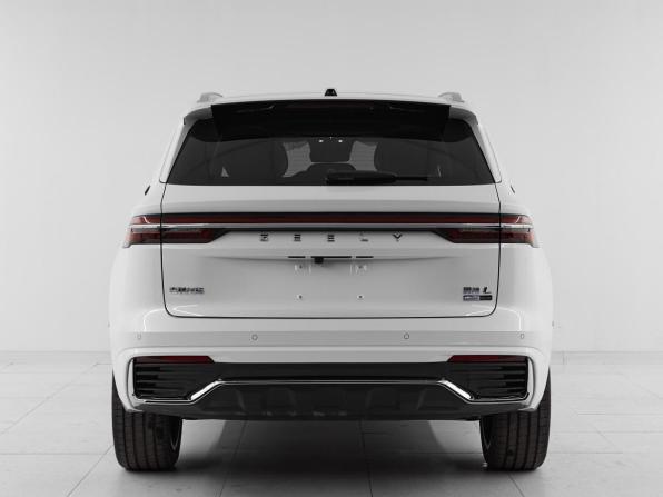 Geely Monjaro I Рестайлинг 2 с пробегом 2025 года, цена 4 350 000 рублей, 58 км, внедорожник, Автокод Объявления