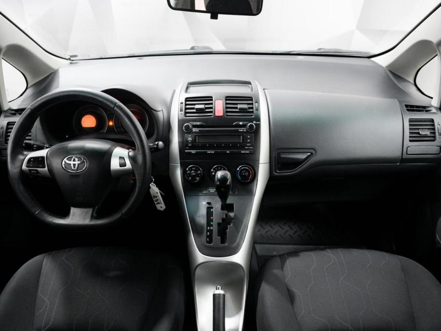 Toyota Auris I Рестайлинг Ульяновск  - изображение 9