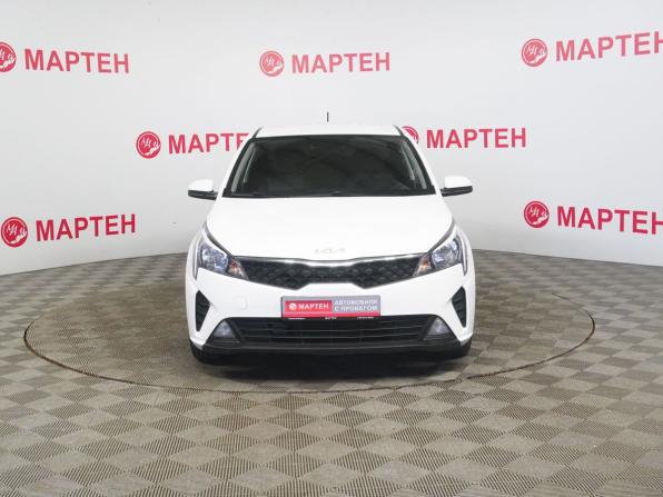 Kia Rio IV Рестайлинг с пробегом 2021 года, цена 1 645 000 рублей, 99967 км, седан, Автокод Объявления