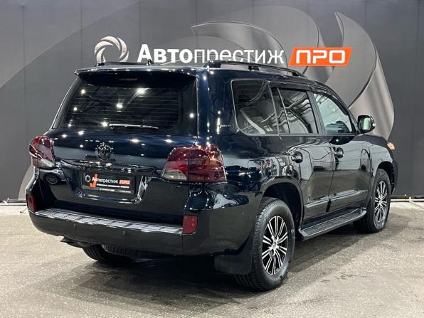 Toyota Land Cruiser 200 Series Рестайлинг 1 с пробегом 2014 года, цена 3 999 000 рублей, 219095 км, внедорожник, Автокод Объявления