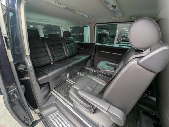 Volkswagen Multivan T6 Рестайлинг с пробегом 2019 года, цена 4 875 000 рублей, 156768 км, минивэн, Автокод Объявления