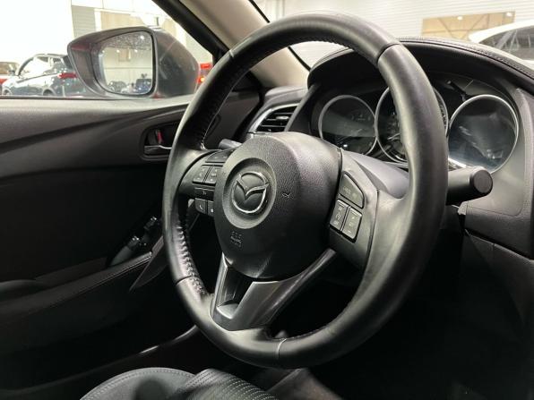 Mazda 6 III (GJ) Рестайлинг с пробегом 2015 года, цена 1 377 000 рублей, 172970 км, седан, Автокод Объявления
