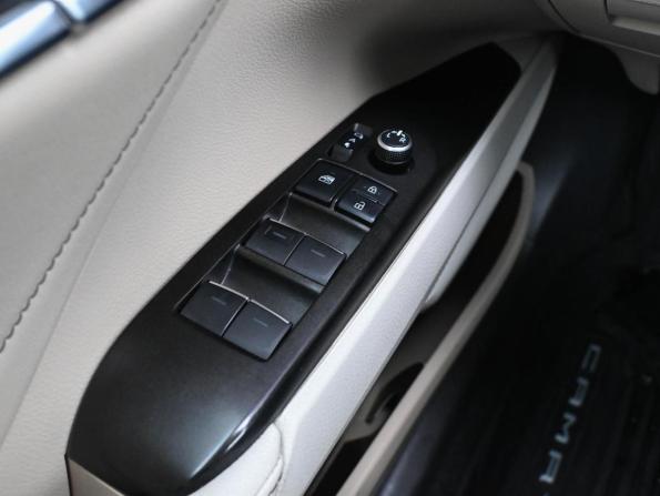 Toyota Camry VIII (XV70) Рестайлинг с пробегом 2021 года, цена 2 744 000 рублей, 115059 км, седан, Автокод Объявления