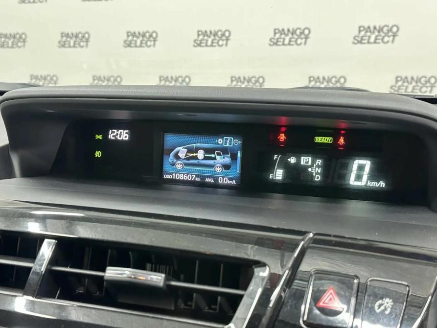 Toyota Prius Alpha I (ZVW40/41) Рестайлинг Красноярск  - изображение 6