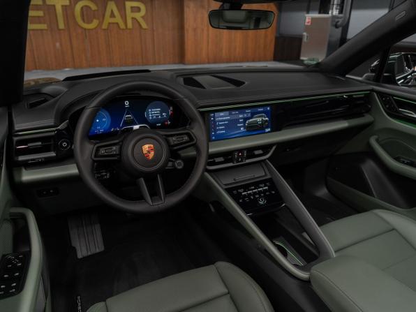 Porsche Macan II с пробегом 2026 года, цена 16 600 000 рублей, 1 км, внедорожник, Автокод Объявления