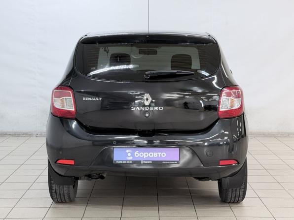 Renault Sandero II с пробегом 2015 года, цена 690 000 рублей, 227696 км, хэтчбек, Автокод Объявления