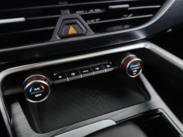 Geely Tugella I Рестайлинг с пробегом 2023 года, цена 2 995 000 рублей, 41127 км, внедорожник, Автокод Объявления