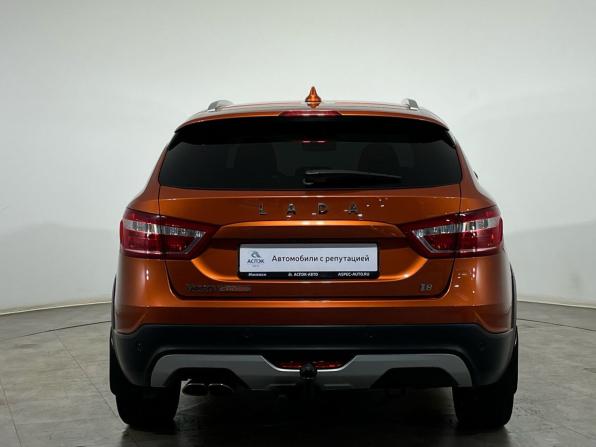 Lada (ВАЗ) Vesta I с пробегом 2018 года, цена 990 000 рублей, 119039 км, универсал, Автокод Объявления