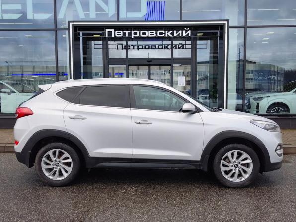 Hyundai Tucson III с пробегом 2018 года, цена 1 550 000 рублей, 201102 км, внедорожник, Автокод Объявления