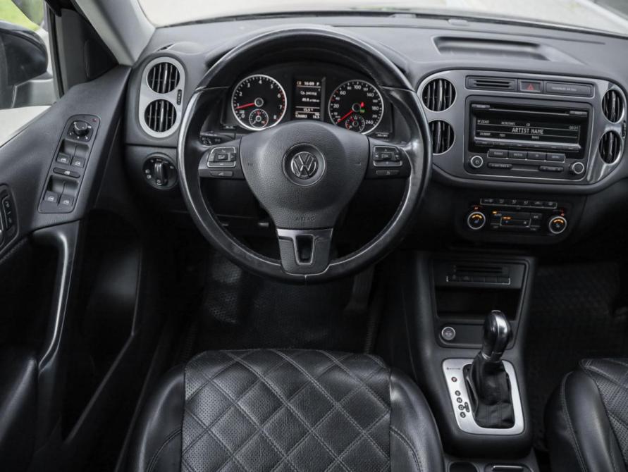 Volkswagen Tiguan I Рестайлинг Санкт-Петербург  - изображение 13