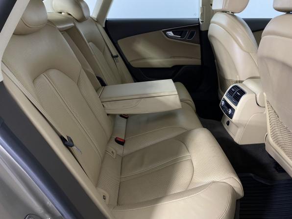 Audi A7 I (4G) с пробегом 2012 года, цена 1 790 000 рублей, 249846 км, лифтбек, Автокод Объявления