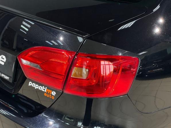 Volkswagen Jetta VI с пробегом 2013 года, цена 899 000 рублей, 261881 км, седан, Автокод Объявления