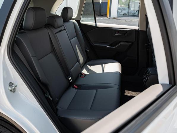 Toyota RAV4 VI (XA60) с пробегом 2026 года, цена 4 350 000 рублей, 86 км, внедорожник, Автокод Объявления