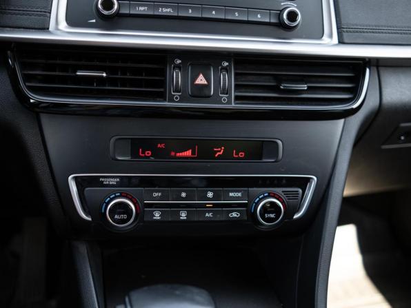 Kia Optima IV Рестайлинг с пробегом 2020 года, цена 1 999 000 рублей, 69476 км, седан, Автокод Объявления