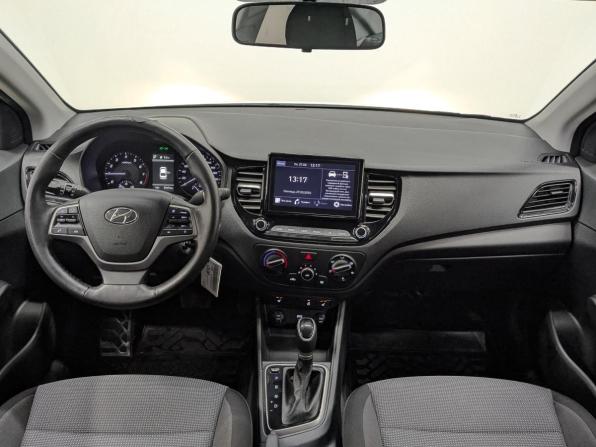 Hyundai Solaris II Рестайлинг с пробегом 2021 года, цена 1 440 000 рублей, 83670 км, седан, Автокод Объявления