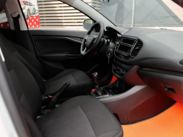 Lada (ВАЗ) Vesta I с пробегом 2018 года, цена 798 000 рублей, 99033 км, седан, Автокод Объявления