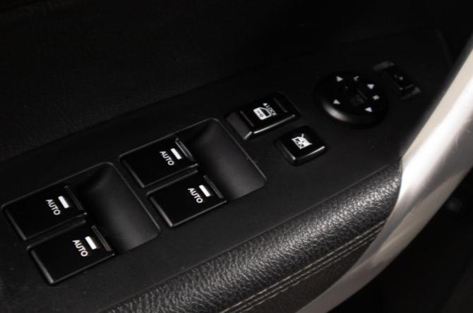 Kia Sorento II с пробегом 2011 года, цена 1 279 000 рублей, 226000 км, внедорожник, Автокод Объявления