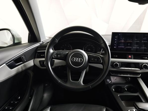 Audi A4 V (B9) Рестайлинг с пробегом 2021 года, цена 3 150 000 рублей, 61267 км, седан, Автокод Объявления