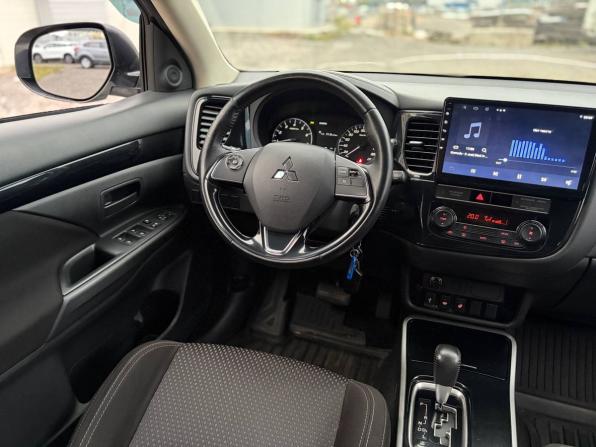 Mitsubishi Outlander III Рестайлинг 3 с пробегом 2019 года, цена 1 985 000 рублей, 89000 км, внедорожник, Автокод Объявления