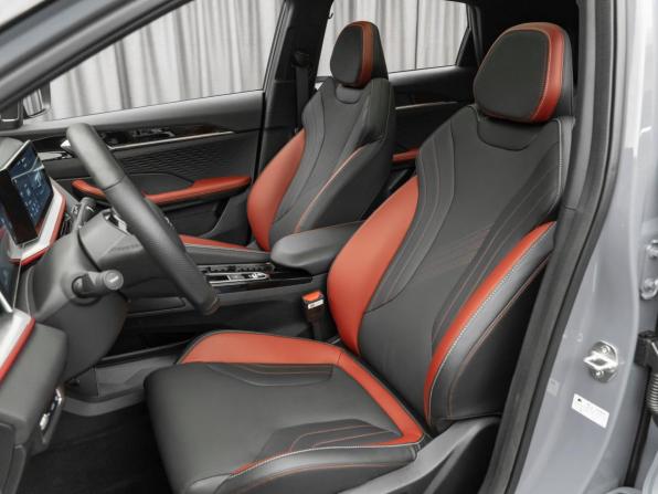 Geely Coolray I Рестайлинг с пробегом 2023 года, цена 2 190 000 рублей, 12021 км, внедорожник, Автокод Объявления