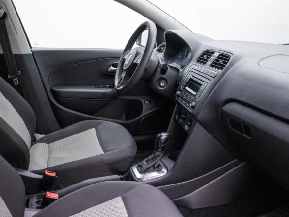 Volkswagen Polo V с пробегом 2014 года, цена 740 000 рублей, 197961 км, седан, Автокод Объявления