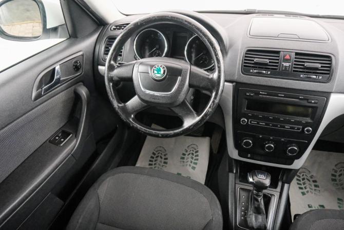 Skoda Yeti I с пробегом 2012 года, цена 759 000 рублей, 137074 км, внедорожник, Автокод Объявления