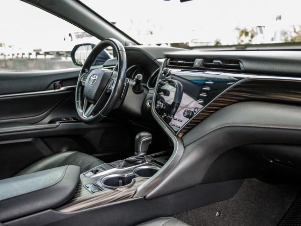 Toyota Camry VIII (XV70) с пробегом 2018 года, цена 2 848 000 рублей, 140000 км, седан, Автокод Объявления