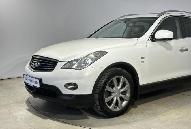 Infiniti QX50 I с пробегом 2014 года, цена 1 735 000 рублей, 259484 км, внедорожник, Автокод Объявления
