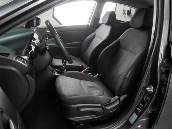 Hyundai Solaris I Рестайлинг с пробегом 2015 года, цена 779 000 рублей, 176817 км, седан, Автокод Объявления