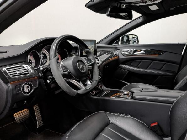 Mercedes-Benz CLS II (C218) Рестайлинг с пробегом 2017 года, цена 4 600 000 рублей, 53029 км, универсал, Автокод Объявления