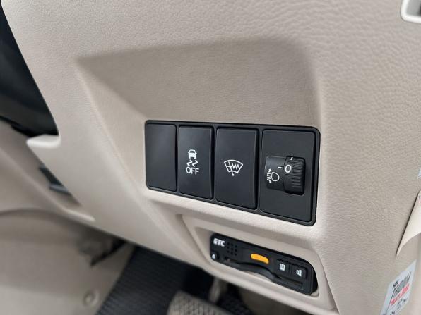Honda Stepwgn V с пробегом 2016 года, цена 1 949 000 рублей, 228576 км, минивэн, Автокод Объявления