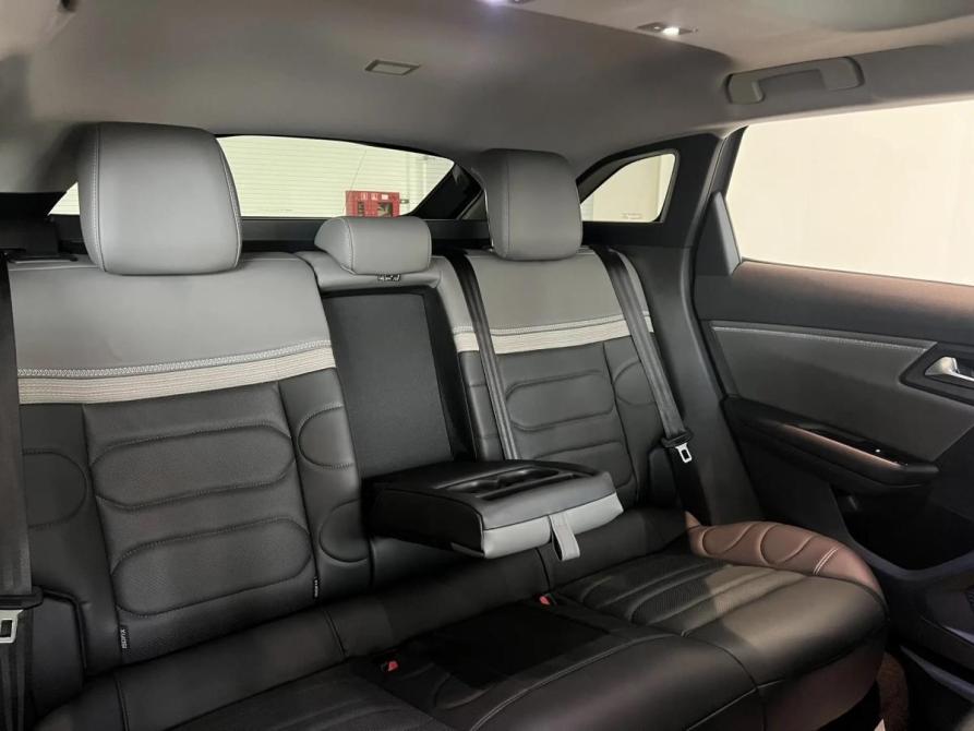 Citroen C5 X Москва  - изображение 5