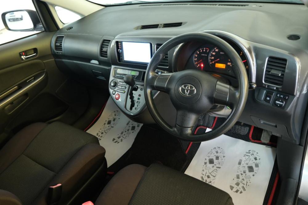 Toyota Wish I Омск  - изображение 9