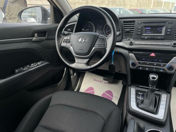 Hyundai Elantra VI (AD) с пробегом 2017 года, цена 1 460 000 рублей, 95484 км, седан, Автокод Объявления
