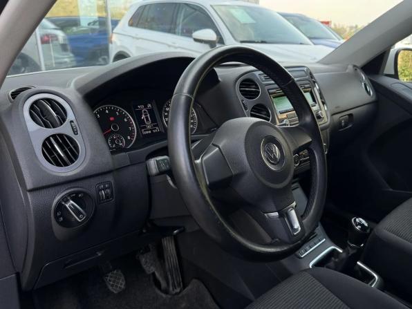 Volkswagen Tiguan I Рестайлинг с пробегом 2012 года, цена 1 219 000 рублей, 132918 км, внедорожник, Автокод Объявления