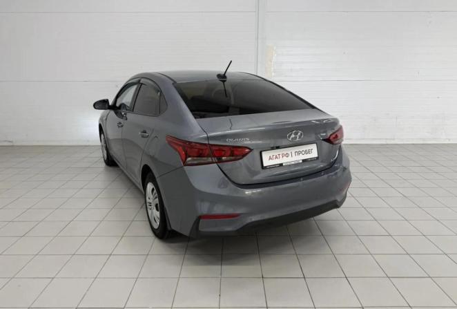 Hyundai Solaris I Рестайлинг с пробегом 2017 года, цена 1 415 700 рублей, 106207 км, седан, Автокод Объявления