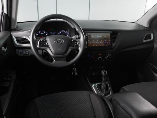 Hyundai Solaris II с пробегом 2019 года, цена 1 580 000 рублей, 72309 км, седан, Автокод Объявления